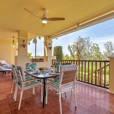 Luxury 2br Apt, Pools, & Tennis Apartmán *