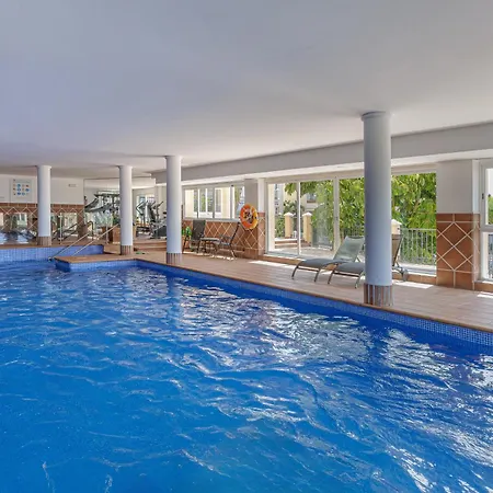 Luxury 2br Apt, Pools, & Tennis *