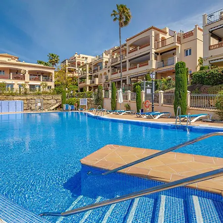 Apartmán Luxury 2br Apt, Pools, & Tennis *